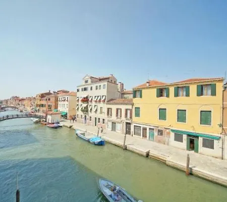 Luxury Balcony Veneza