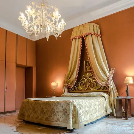 Luxury Balcony アパート *